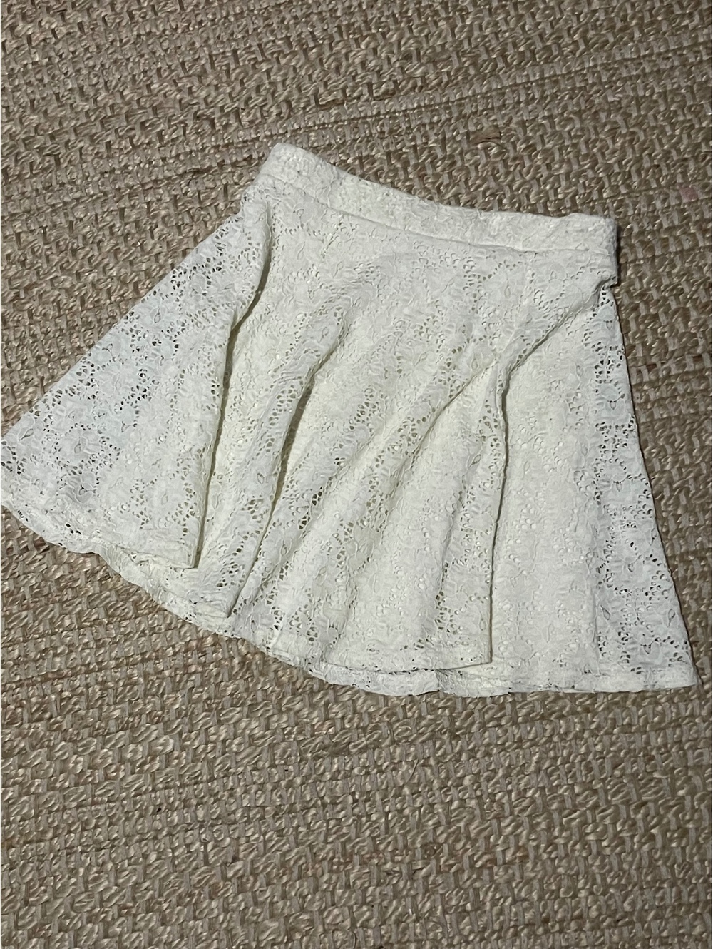 BONGO White Lace Skirt, Size Medium
